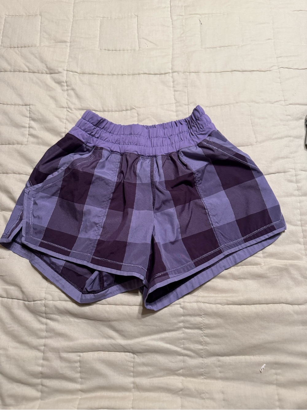 Lululemon Purple Plaid Run Shorts size 2, 4”